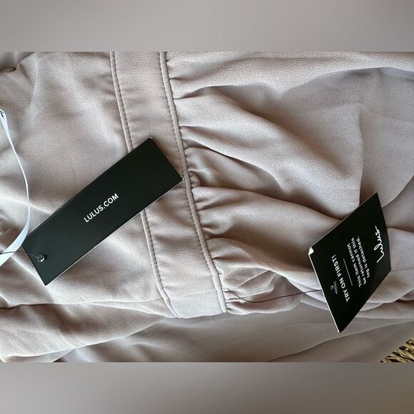 NWT Lulus Maxi Dress purple Taupe Formal Air Of Romance Halter A-Line size m - Picture 3 of 8